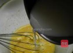 蜜豆鲜奶冰淇淋的做法图解7