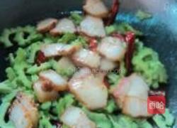 苦瓜炒腊肉的做法图解8
