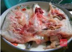 剁椒魚頭的做法图解2