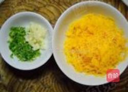 蒜香南瓜饼的做法图解2
