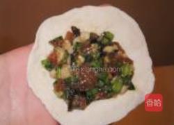 韭菜肉水煎包的做法图解15