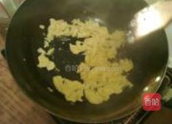 鸡蛋炒芹菜的做法图解3