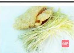 韭黄炒肉皮的做法图解1