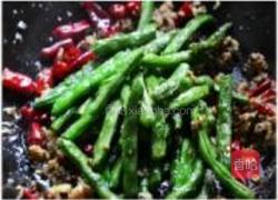 干煸四季豆的做法图解8