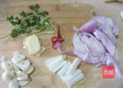 香炒母鸡的做法图解2