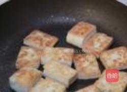 桃仁木耳豆腐煲的做法图解6