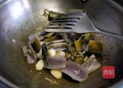 蒜爆黄鳝的做法图解5