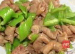 青椒炒肥肠的做法图解6