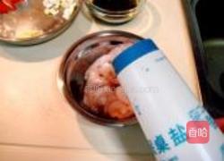 翡翠虾仁的做法图解2
