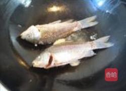 竽头鱼汤的做法图解5