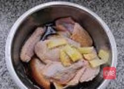 蒜子扣鸡翅的做法图解2