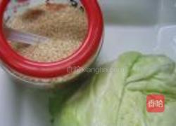 芝麻卷心菜的做法图解1