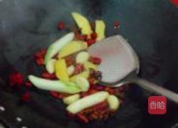 酸菜猪蹄煲的做法图解4
