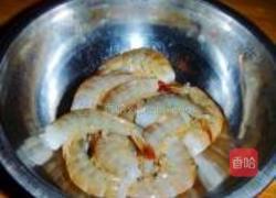 蚝油鲜虾炒芹菜的做法图解4