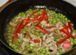 毛豆炒肉丝的做法图解8
