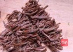 腊肠干煸茶树菇的做法图解4