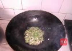 腊肠干煸茶树菇的做法图解5