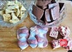 鸭胗鸭血煲的做法图解1