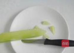 凉拌莴笋的做法图解3