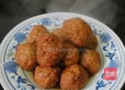 青蒜炒狮子头的做法图解1