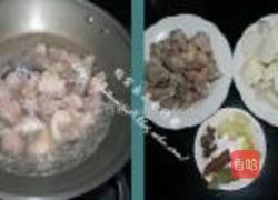 芋儿烧鸭的做法图解1