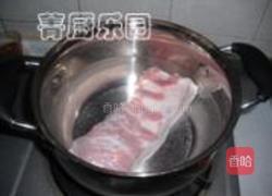 秘制泡菜五花肉卷的做法图解1