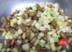 凉拌五香花生米的做法图解6