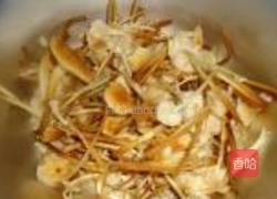 黄瓜拌榛蘑的做法图解2