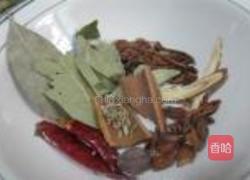 卤水乳鸽的做法图解2