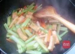 素炒西芹三丝的做法图解14