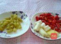 青豆炒鸡胗的做法图解3