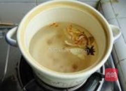 虫草花炖鸡腿的做法图解3