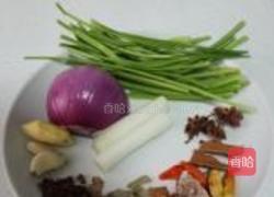 香辣回锅牛腩的做法图解2