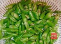 杭椒爆鸡翅的做法图解2