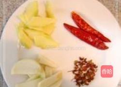 杭椒爆鸡翅的做法图解3