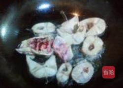 黑鱼萝卜汤的做法图解5