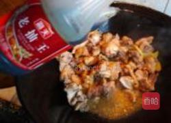 香菇炒鸡的做法图解6