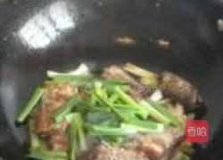 青蒜烩带鱼的做法图解11