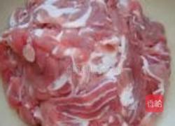 香菜爆炒羊肉的做法图解2
