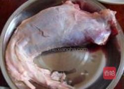 香辣牛腱子的做法图解1