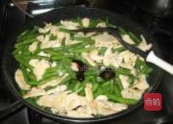 鸡肉炒四季豆的做法图解10