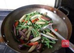 长豆烧茄子的做法图解11
