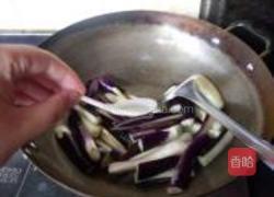 长豆烧茄子的做法图解7