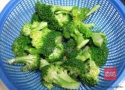 辣拌西兰花的做法图解5