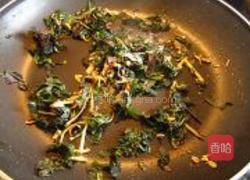 紫苏香煎三文鱼骨的做法图解7