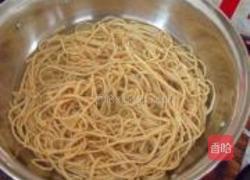 蒜香拌云丝的做法图解3