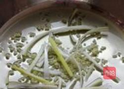 虾皮炒青瓜的做法图解4