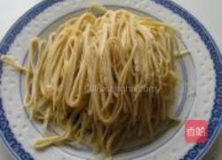 凉拌豆腐丝的做法图解3