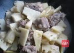 竹笋炖排骨的做法图解13