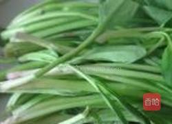 蒜香菠菜梗的做法图解1